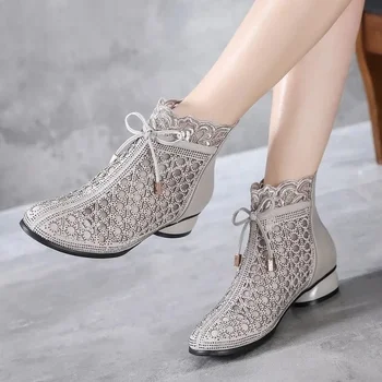 2022 Новите Модни летни Ботильоны Дамски обувки, Дамски Ботуши на среден ток на висок ток, Ботуши с цип с изрезки от Дамски дамски обувки